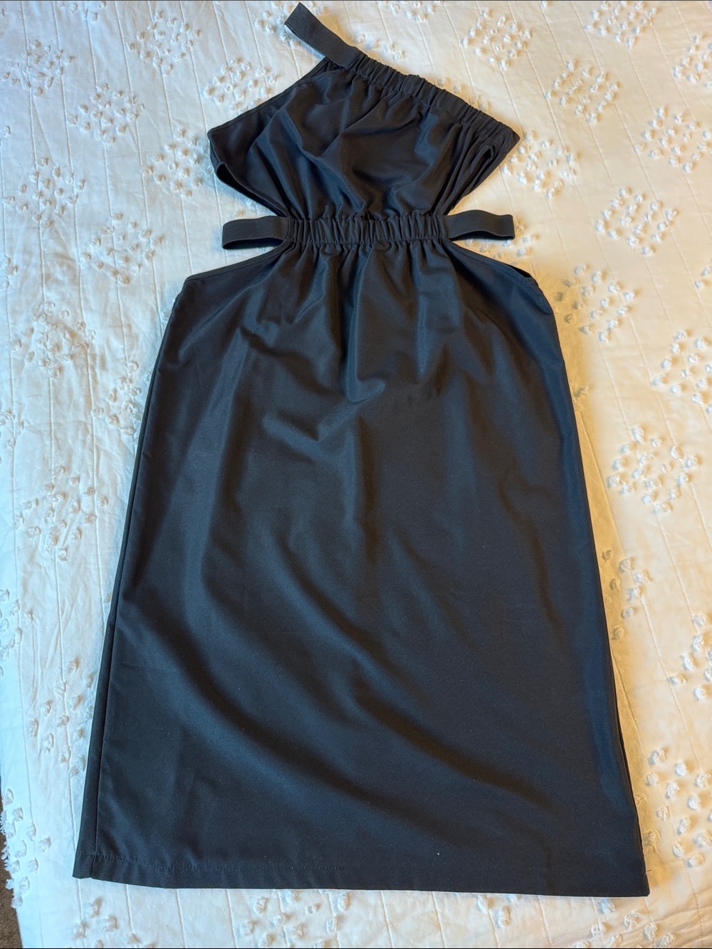 Black One-Shoulder Cutout Dress